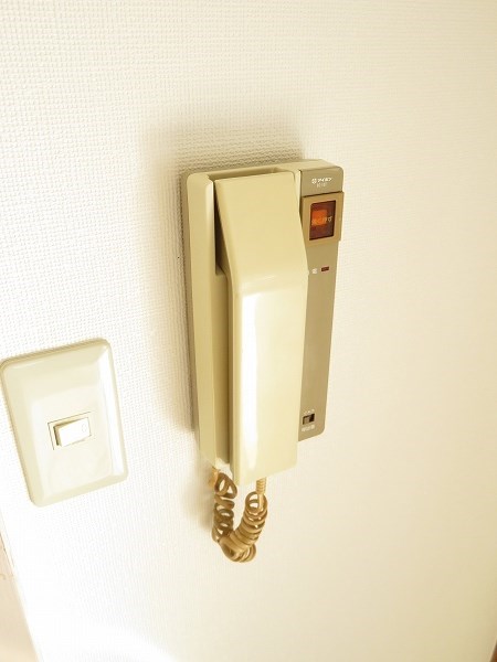 セキュリティ　モニターホンに変更します※参考画像