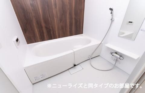 バス・シャワールーム　追焚乾燥機能付広々一坪バス