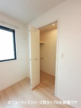 収納　ウォークインクローゼット