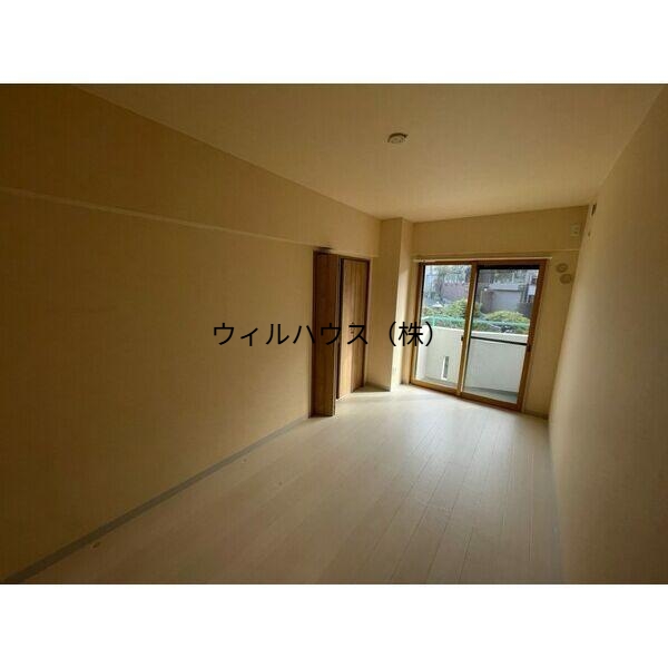 その他部屋・スペース　明るい洋室！