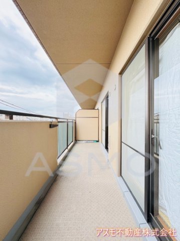 バルコニー　同マンション別部屋　参考写真