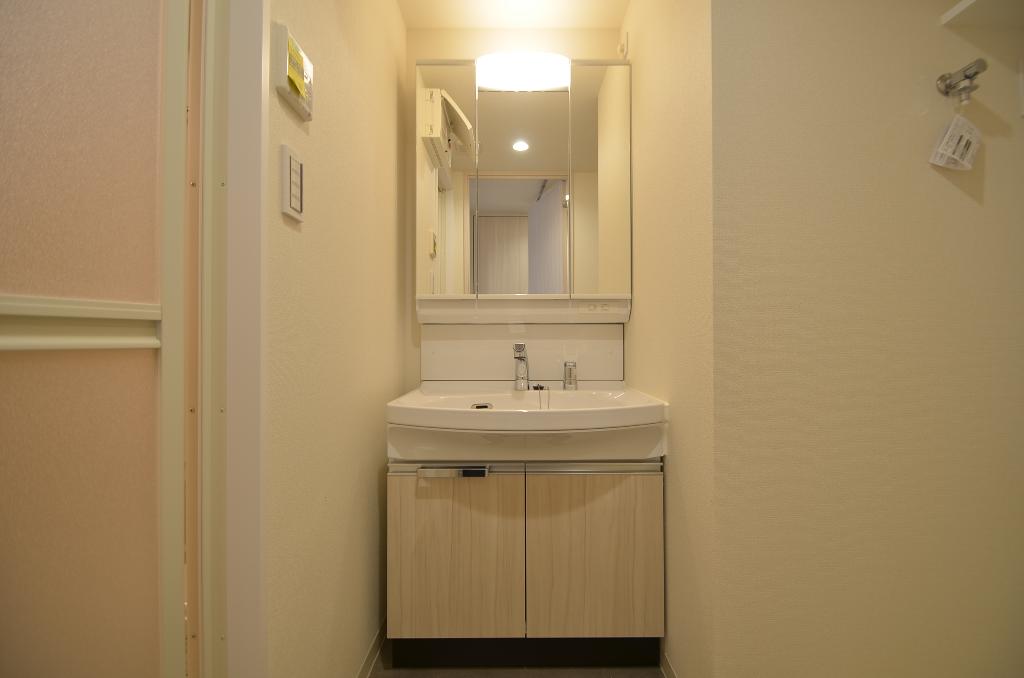 洗面設備　洗髪洗面化粧台