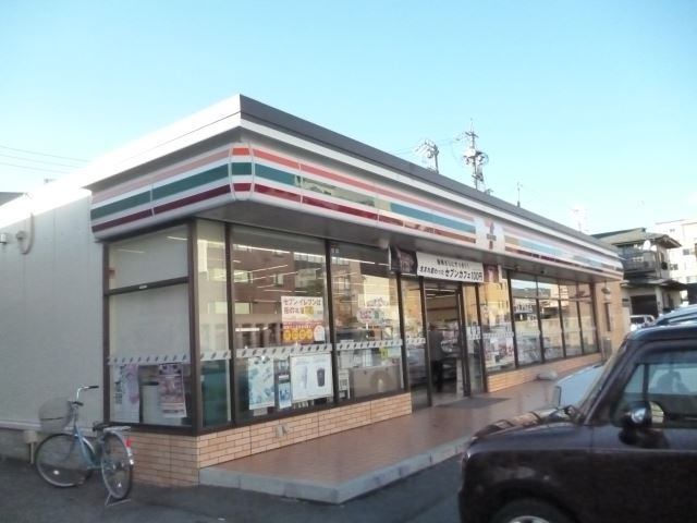コンビニ　セブンイレブン長野中御所店（コンビニ）まで870m