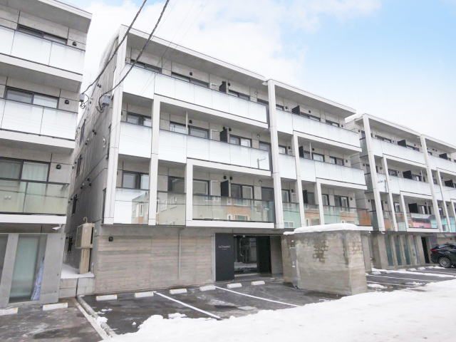 建物外観　ガス料金上限制で冬も安心です♪