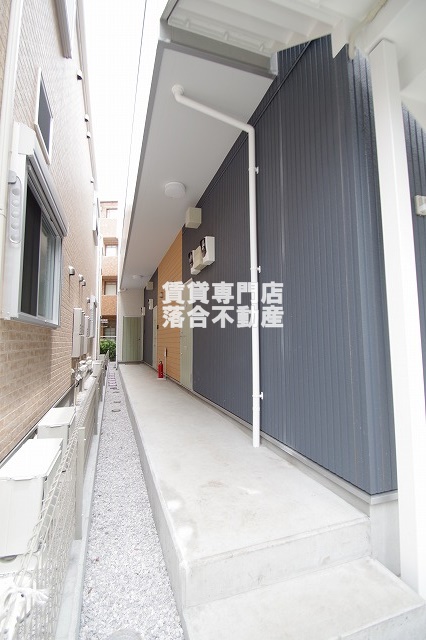 エントランス　清潔なエントランス