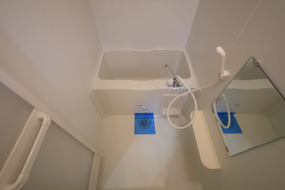 バス・シャワールーム　※別部屋の写真です