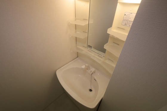洗面設備　※別部屋の写真です