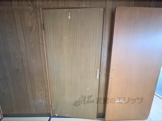 その他　階段下収納