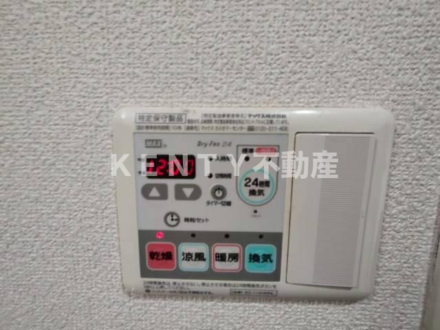 エントランス　清潔なエントランスです