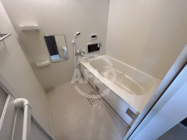 バス・シャワールーム　Zio V 玉造　浴室