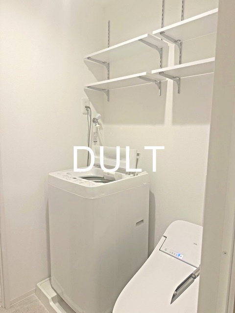 その他設備　室内洗濯機置き場です。