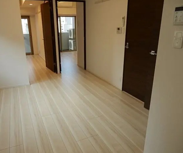 居室・リビング　☆明るい居間☆