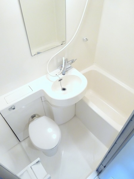 バス・シャワールーム　日々の暮らしに欠かせないお風呂です