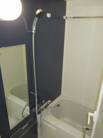 バス・シャワールーム　お風呂です