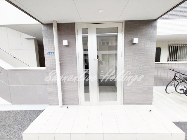 エントランス　毎日通るエントランス♪