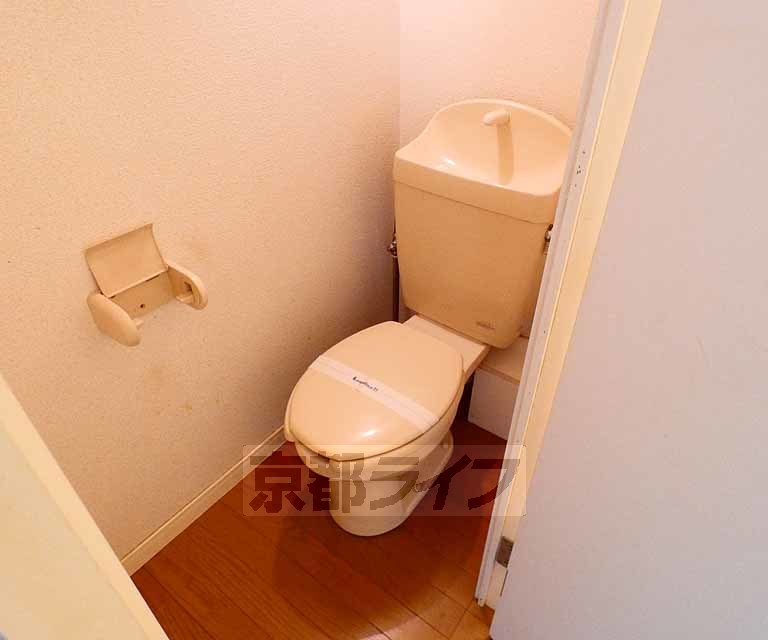 トイレ　セパレートタイプです。