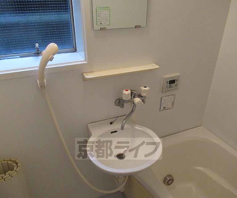 洗面設備　洗面スペースです