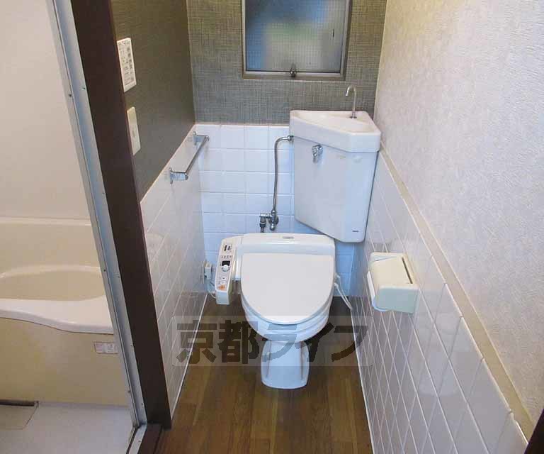 トイレ　洋式トイレです