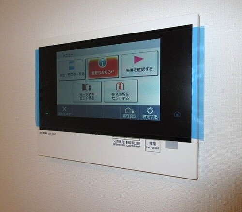 セキュリティ　モニタ付きインターホン