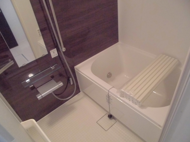 バス・シャワールーム　浴室