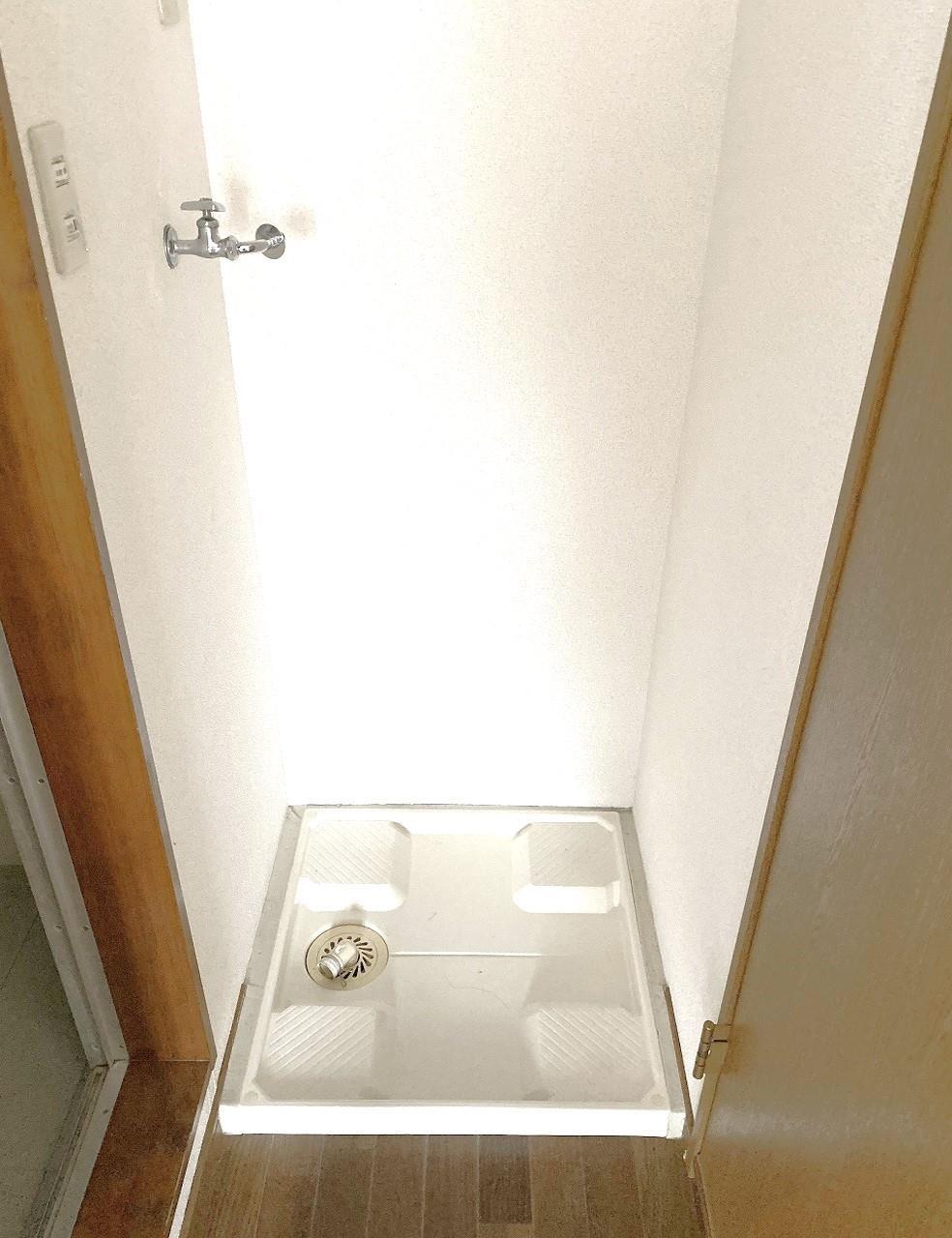 洗面設備　室内洗濯機置場