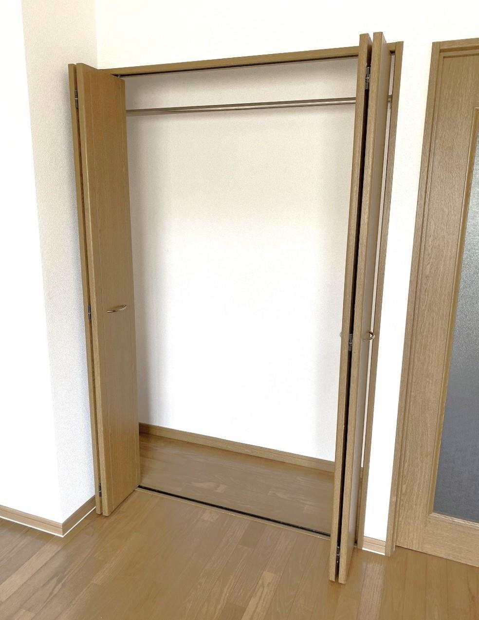 収納　洋室クローゼット