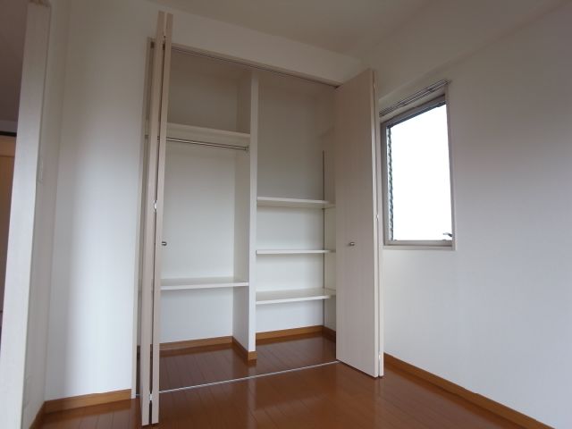 収納　（別号室写真）