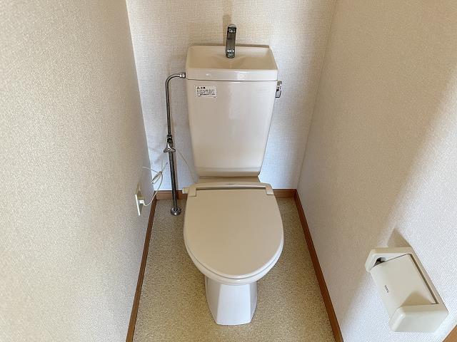 トイレ　トイレ（E201）