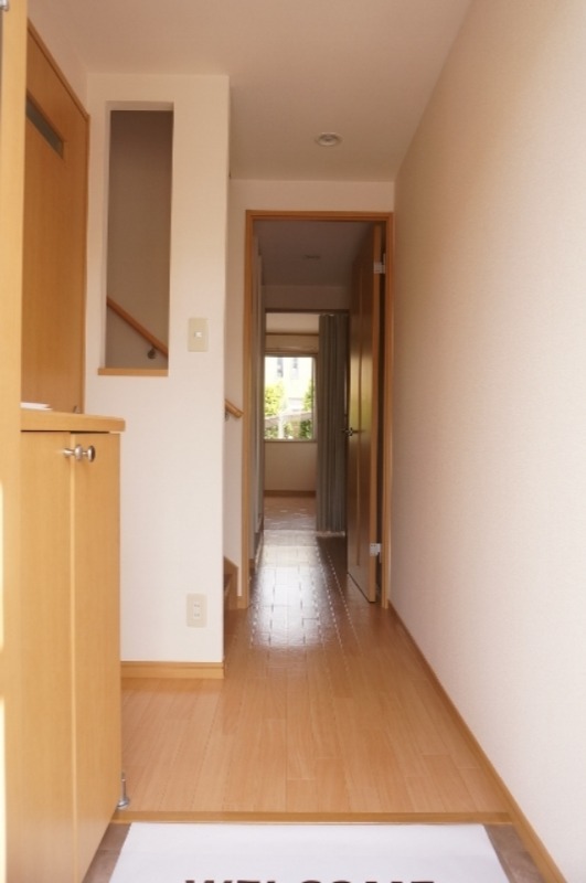 玄関　図面と現状に相違がある場合には現状を優先