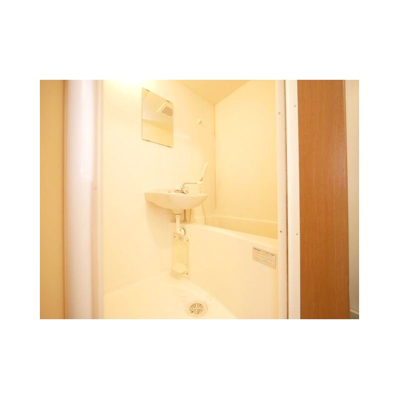 バス・シャワールーム　別号室