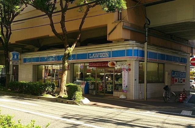 コンビニ　ローソン 高宮駅南店（コンビニ）まで657m