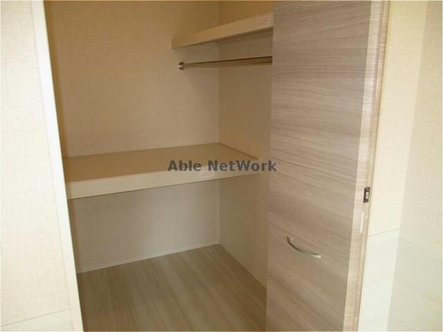 収納　ウォークインクローゼット