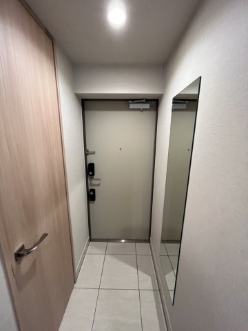 玄関　ラグゼナ平井ノース