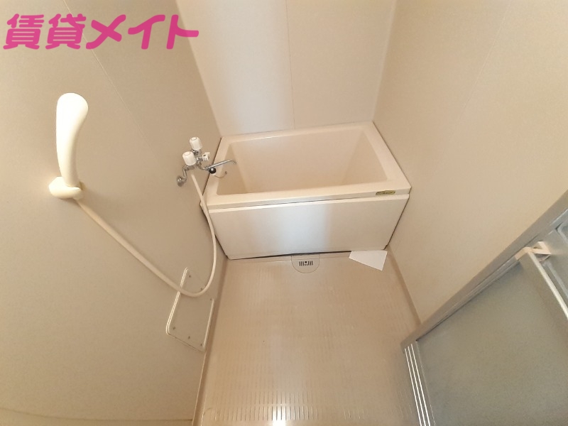 バス・シャワールーム　同型参考写真