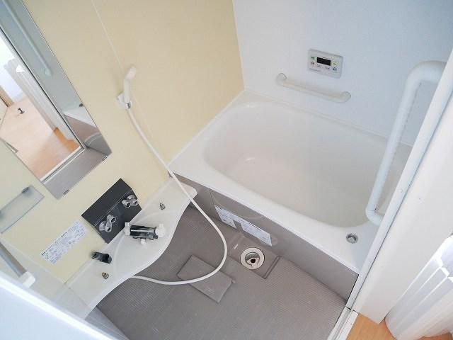 バス・シャワールーム　浴室