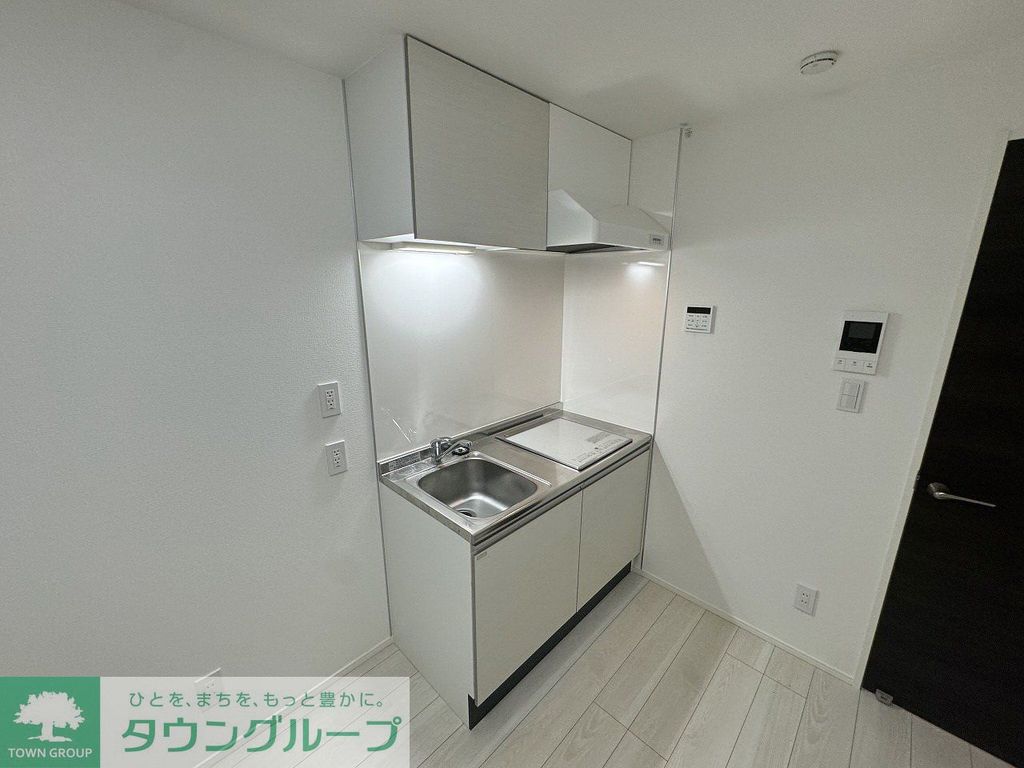 キッチン　同建物別部屋