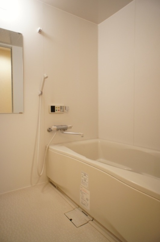 バス・シャワールーム　図面と現状に相違がある場合には現状を優先