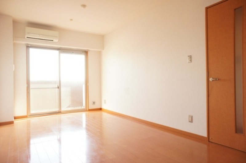 居室・リビング　図面と現状に相違がある場合には現状を優先