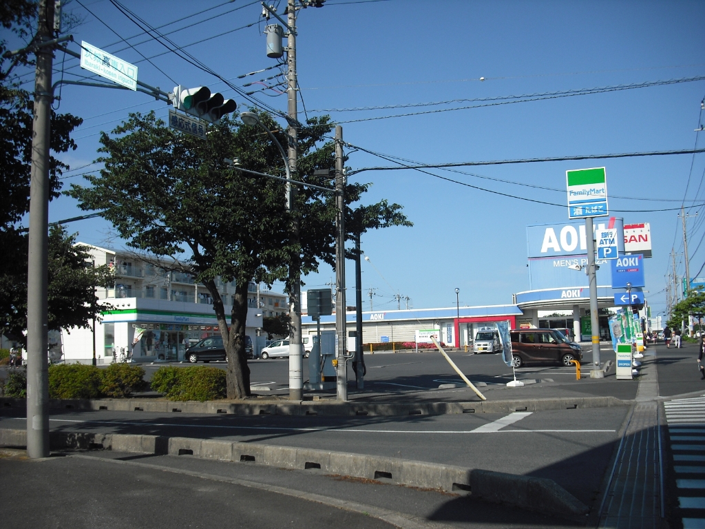 コンビニ　ファミリーマート ひたちなか昭和通り店（コンビニ）まで295m
