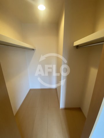 収納　ラ・ヴィ・アン・フルール　ウォークインクローゼット