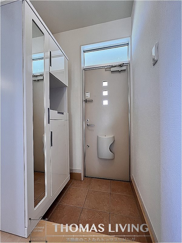 玄関　大容量のシューズボックス御座いますよ。