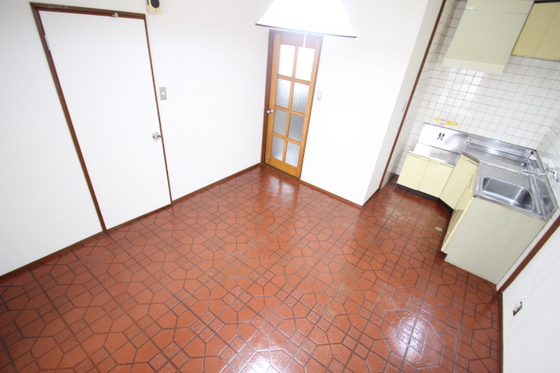 居室・リビング　※別号室の写真です。