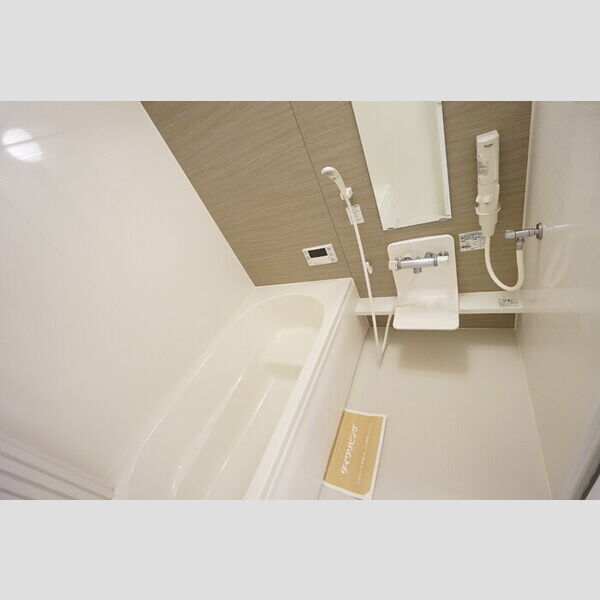 バス・シャワールーム　浴室