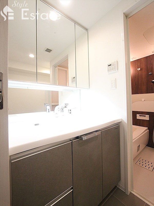 洗面設備　同仕様写真