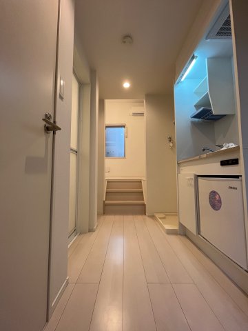 玄関　別号室イメージの為、現状を優先致します。