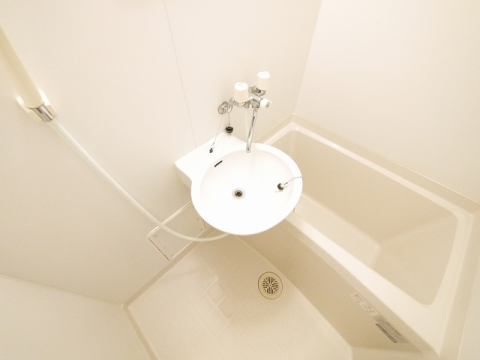 洗面設備　忙しい朝には欠かせない洗面所です