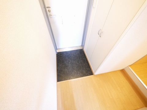 玄関　シンプルで使いやすい玄関です