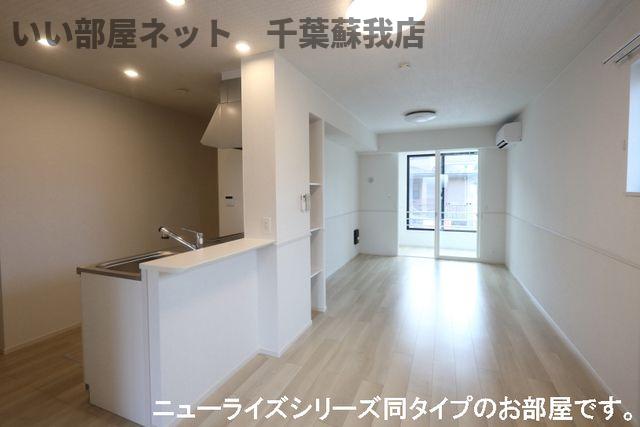 居室・リビング　こちらの居間で趣味の時間をお楽しみください
