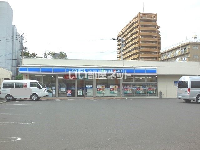 コンビニ　ローソン 鹿児島上荒田町店（コンビニ）まで459m