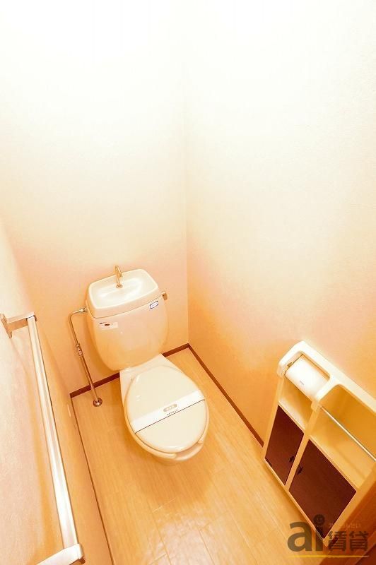 トイレ　※同仕様写真
